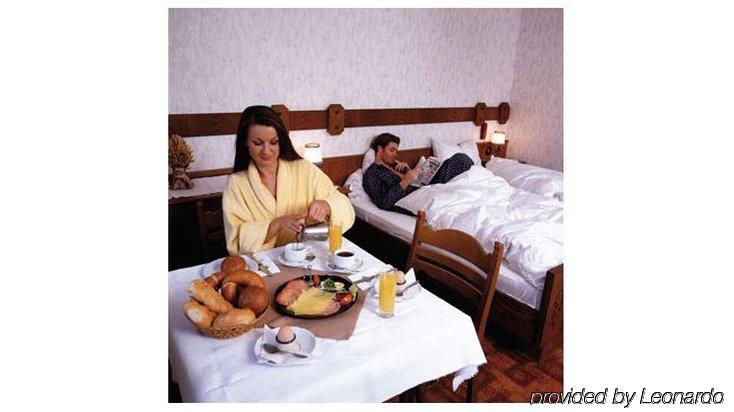 Hotel Mesnerwirt Westendorf Værelse billede